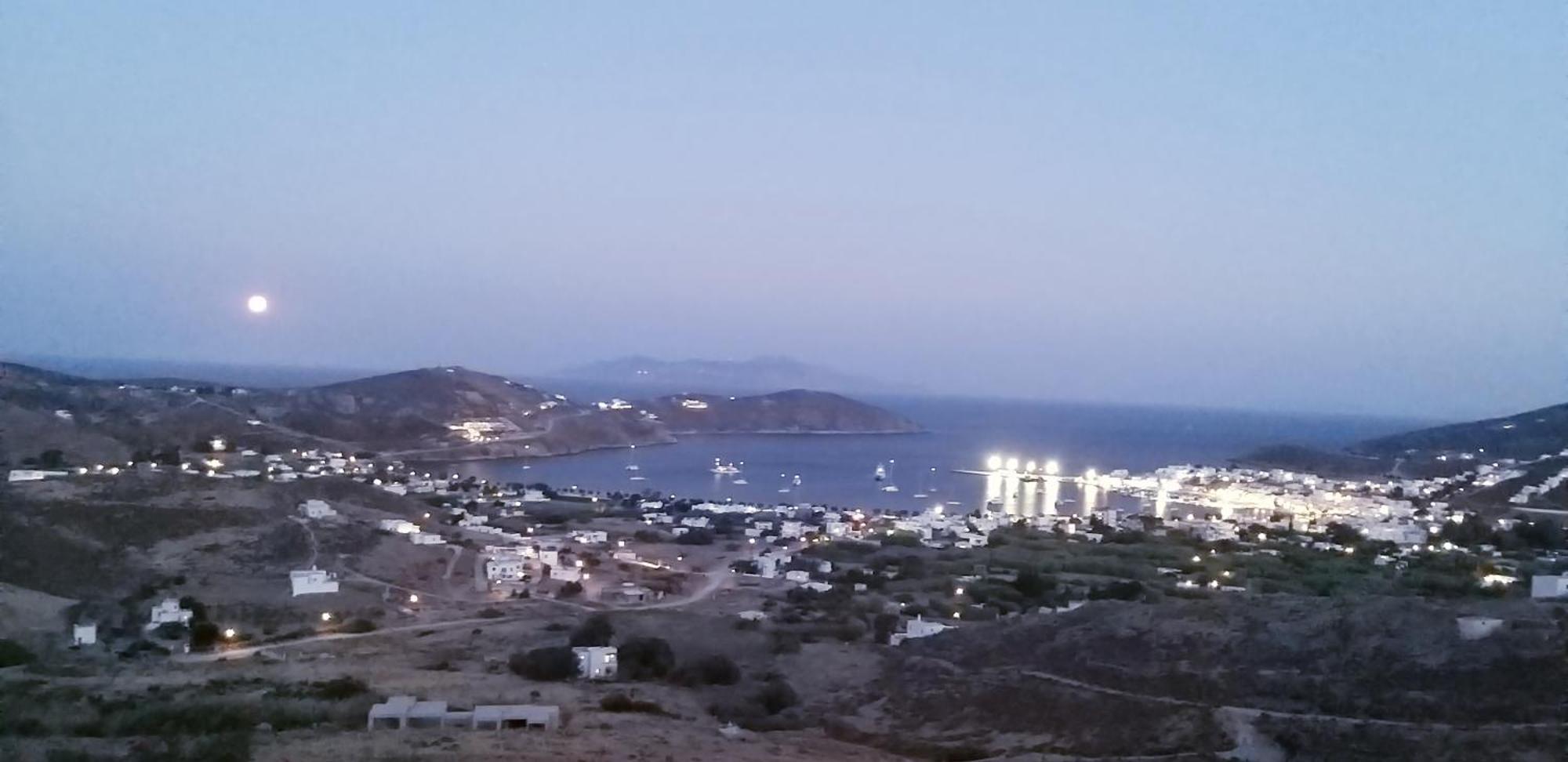 Hotel Tirquaz View Serifos Town Exterior foto